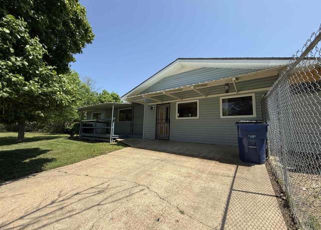 Property at 708 Cooper Estates Dr, Mountain Home, AR 72653, 1 bed, 2 baths