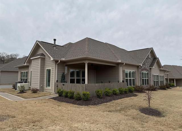 Property at 164 Mountain Terrace Cir, Maumelle, AR 72113, 3 beds, 2 baths