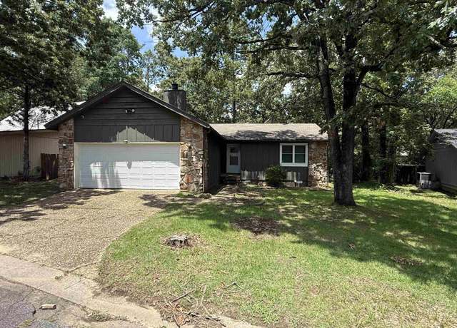 Property at 7 Hickory Ln, Maumelle, AR 72113, 3 beds, 2 baths