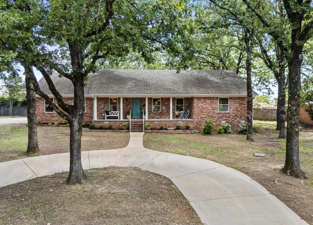 Property at 42 Desoto Cir, North Little Rock, AR 72116, 4 beds, 2 baths
