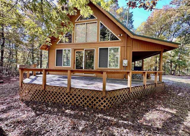 Property at 140 Danny Dr, Mountain View, AR 72560, 2 beds, 1.5 baths