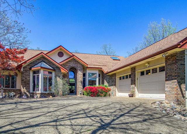 Property at 27 Unir Pl, Hot Springs Village, AR 71909, 3 beds, 2.5 baths