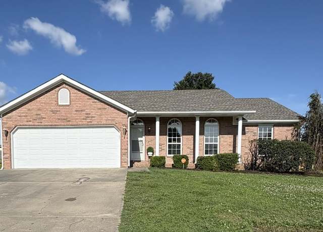 Property at 1901 N 19th St, Paragould, AR 72450, 3 beds, 2 baths