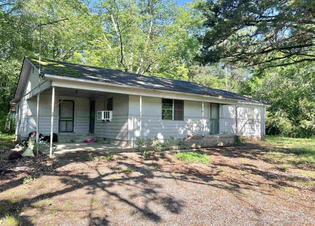 Property at 2206 Highway 65 S, Clinton, AR 72031, 3 beds, 1 bath