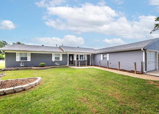 Property at 3045 N Highway 31, Lonoke, AR 72086, 4 beds, 2 baths