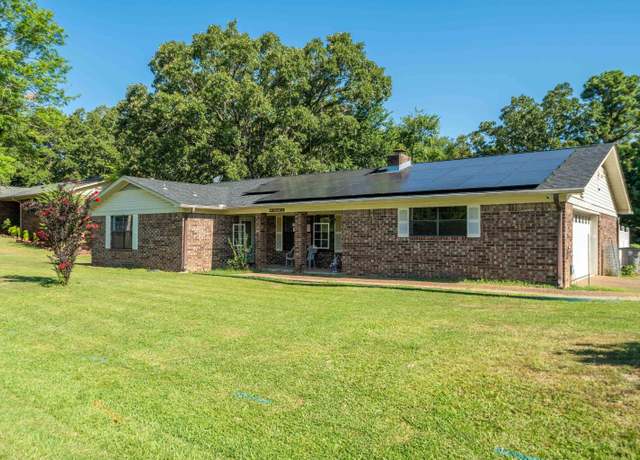 Property at 100 Brighton Pl, Hot Springs, AR 71913, 3 beds, 2 baths
