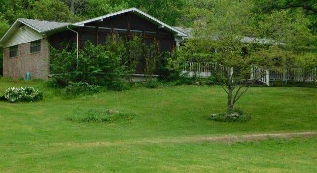 Photo of 525 Driftwood Dr, Pineville, AR 72566