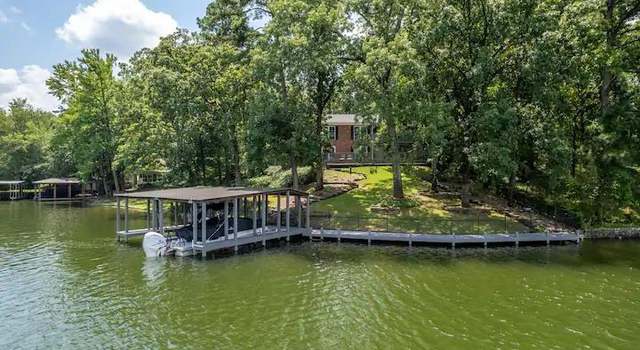Photo of 102 Oak Point Dr, Hot Springs, AR 71901