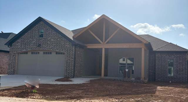 Photo of 1420 Ivy Place Dr, Conway, AR 72034