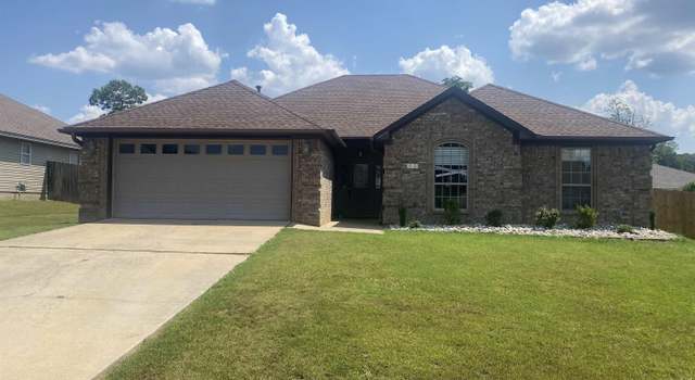 Photo of 310 Merril Dr, Benton, AR 72015