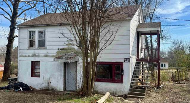 Photo of 1307 Main St, Clarksville, AR 72830