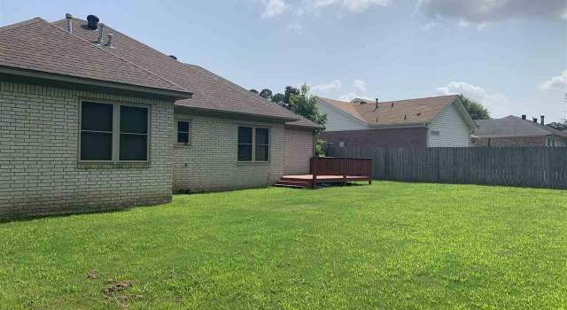 Photo of 1044 Colonial Dr, Jacksonville, AR 72076