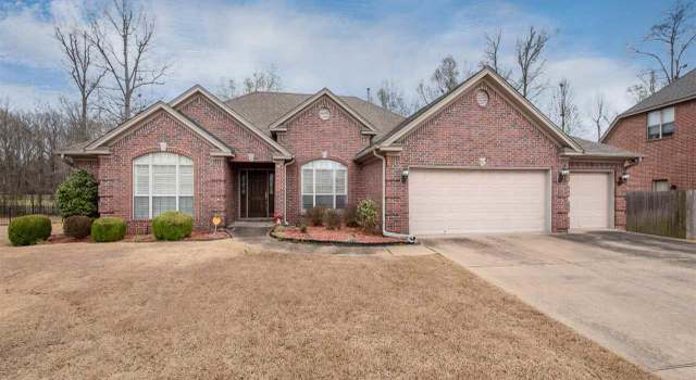 Photo of 216 Marseille Dr, Maumelle, AR 72113