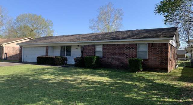 Photo of 1812 E 12th St, Russellville, AR 72802
