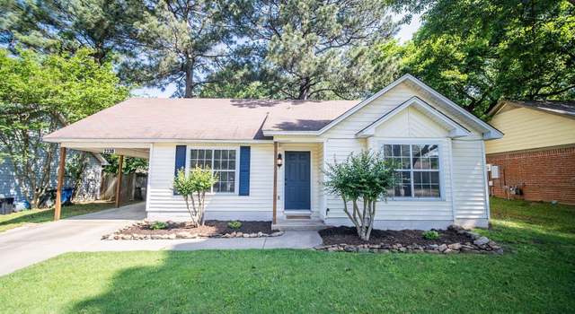 Photo of 2330 Tyler St, Conway, AR 72034