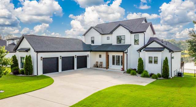 Photo of 7418 Lake Point Cir, Benton, AR 72019