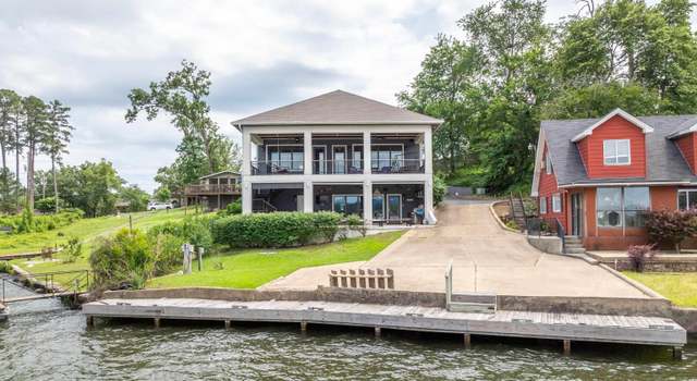Photo of 227 Long Island Dr, Hot Springs, AR 71913