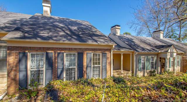 Photo of 27 Windsor Ct, Little Rock, AR 72212