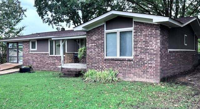 Photo of 106 N Grover Ave, Mountain View, AR 72560