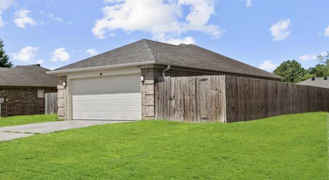 Photo of 545 Jasper St, Conway, AR 72032