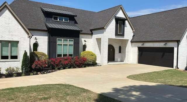 Photo of 5 E Chateau Estate Dr, Greenbrier, AR 72058