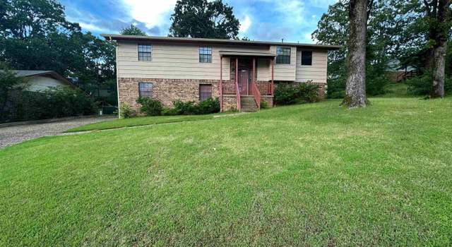 Photo of 809 Emerald Gardens Dr, North Little Rock, AR 72118