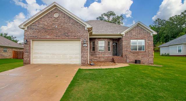 Photo of 3906 Edgewater Dr, Benton, AR 72019