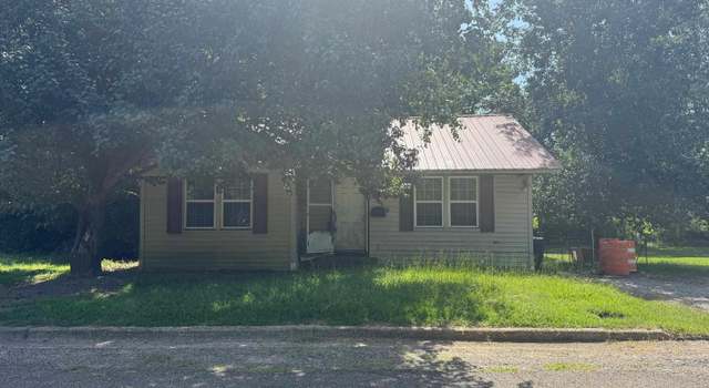 Photo of 705 N 9th St, Gurdon, AR 71743