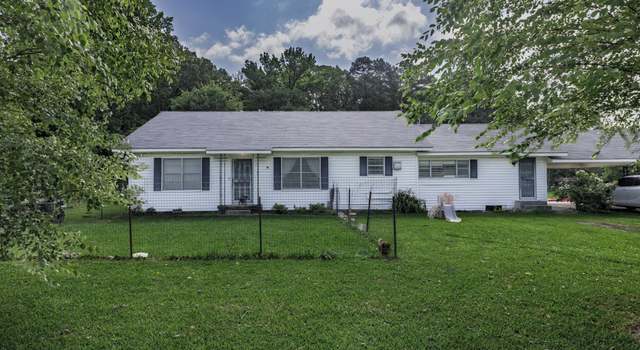 Photo of 802 N Elm St, Gurdon, AR 71743