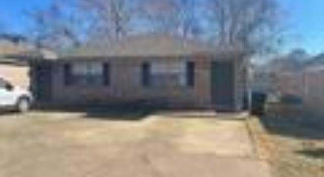 Photo of 350 Helen St, Conway, AR 72034