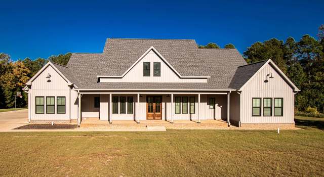 Photo of 3051 Comanche Ave, Camden, AR 71701