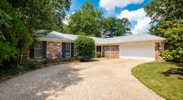 Photo of 6 Arrow Brook Ct, Little Rock, AR 72227