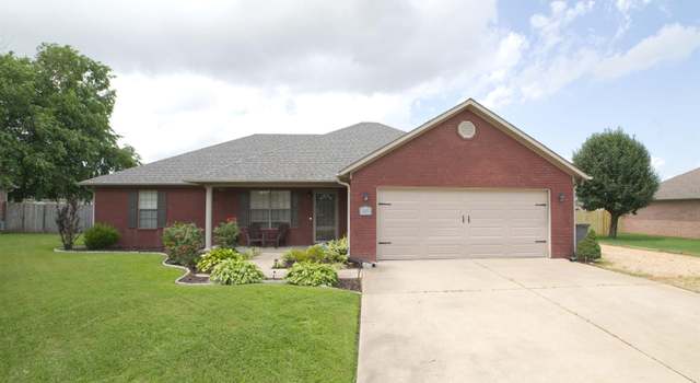 Photo of 2807 Canterbury Dr, Paragould, AR 72450