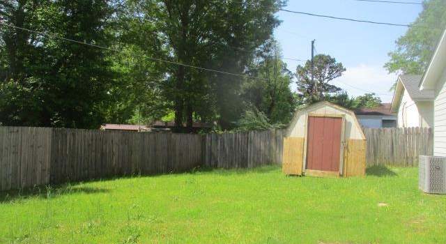 Photo of 10 Greenway Ct, Jacksonville, AR 72076