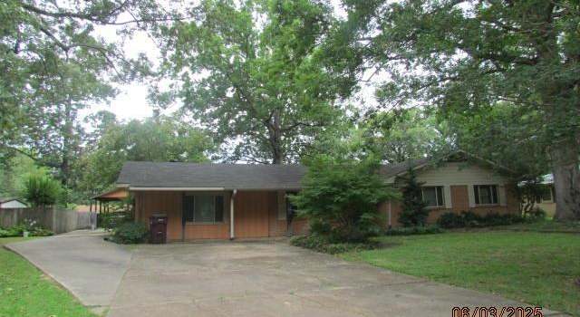 Photo of 1600 Parkway, Crossett, AR 71635