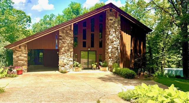 Photo of 42 W Waketa Dr, Cherokee Village, AR 72529