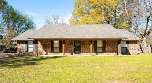 Photo of 36 Pebble Brook Dr, Conway, AR 72034