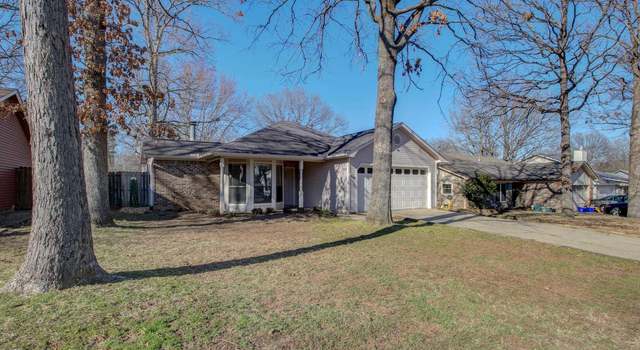 Photo of 28 Oak Forest Dr, Maumelle, AR 72113