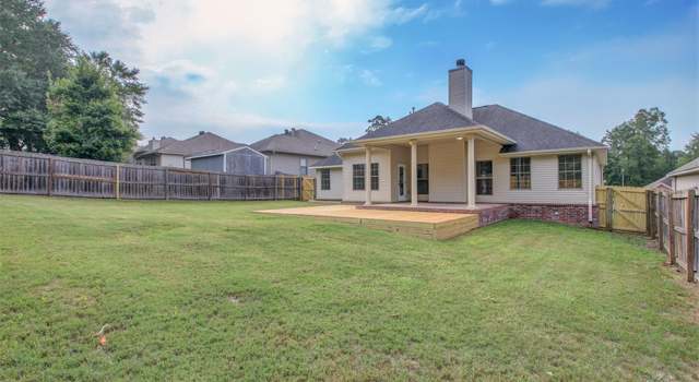 Photo of 46 Woodridge Dr, Little Rock, AR 72204