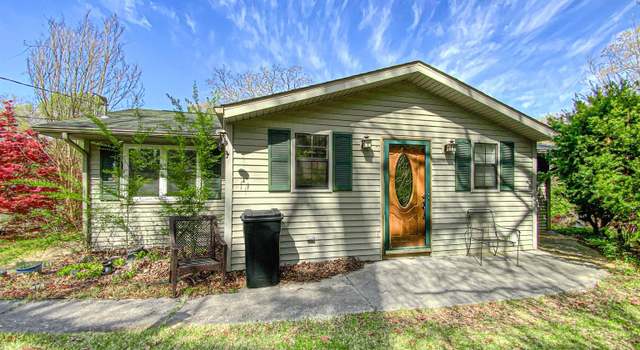 Photo of 110 Walnut Cir, Yellville, AR 72687