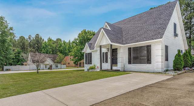 Photo of 1301 Golf Crse, Jonesboro, AR 72404