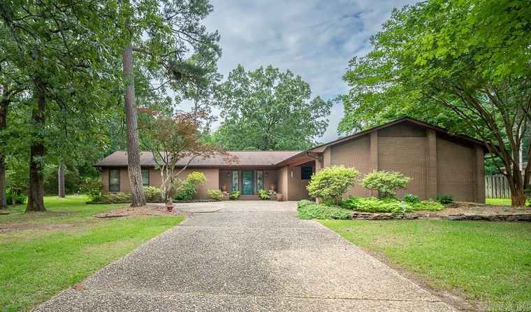 Photo of 41 Maywood Dr Little Rock, AR 72223