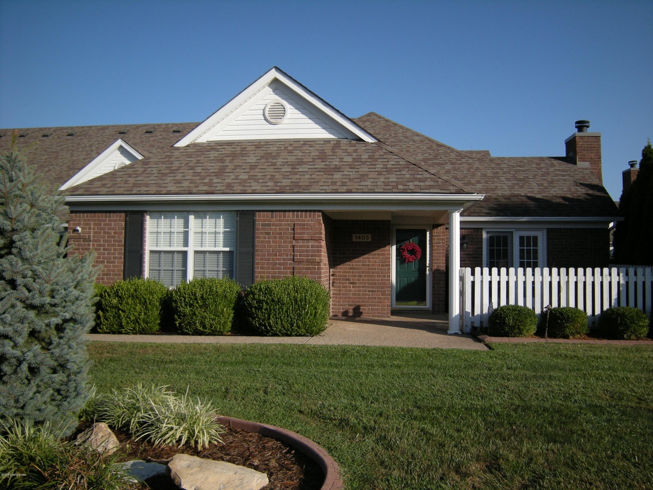 1405 Eagle Run Dr, Louisville, KY 40222 | MLS# 1541413 | Redfin
