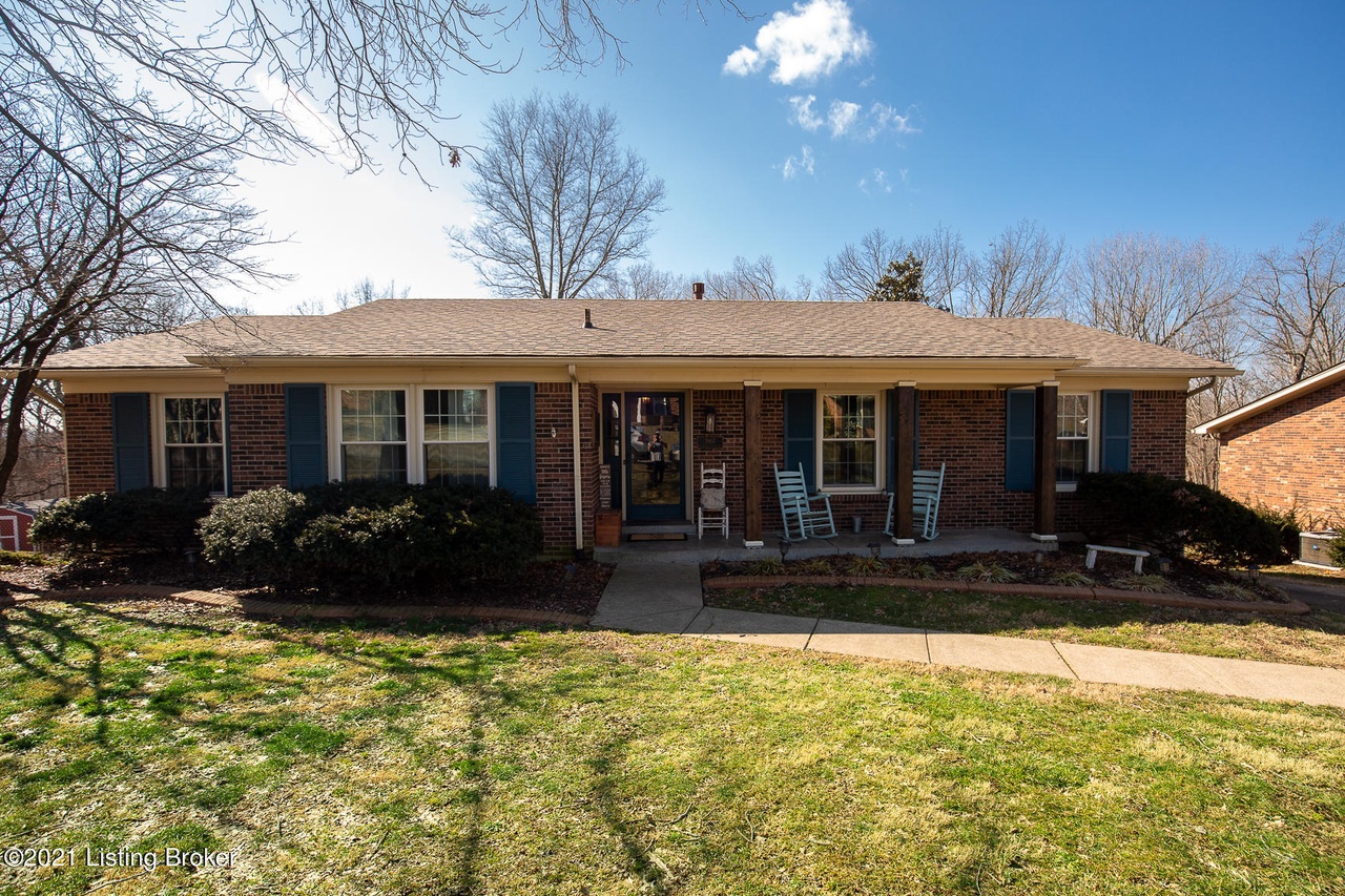 2607 Windsor Forest Dr, Louisville, KY 40272 MLS 1578698 Redfin