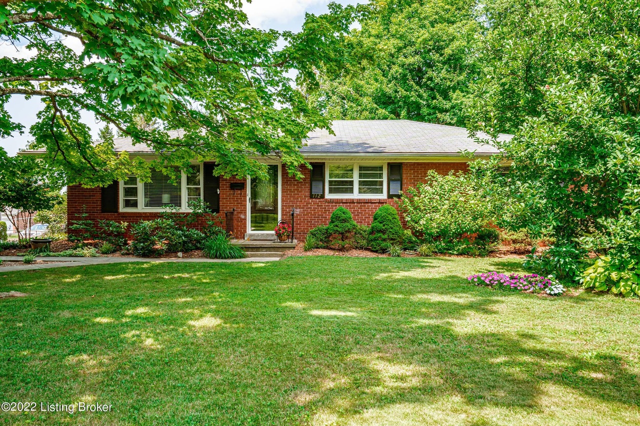 112 Sunset Dr, La Grange, KY 40031 MLS 1620818 Redfin