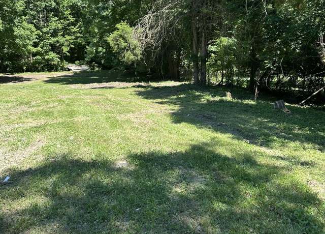 Property at 214 W Hillcreek Rd, Shepherdsville, KY 40165