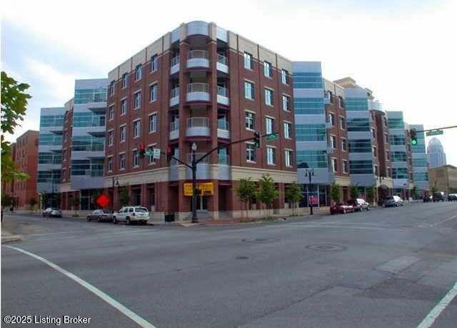 Property at 324 E Main St #405, Louisville, KY 40202, 2 beds, 2 baths
