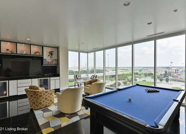 Property at 222 E Witherspoon St #703, Louisville, KY 40202, 1 bed, 1.5 baths