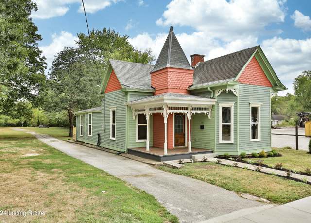 Property at 541 First St, Shelbyville, KY 40065, 2 beds, 2.5 baths