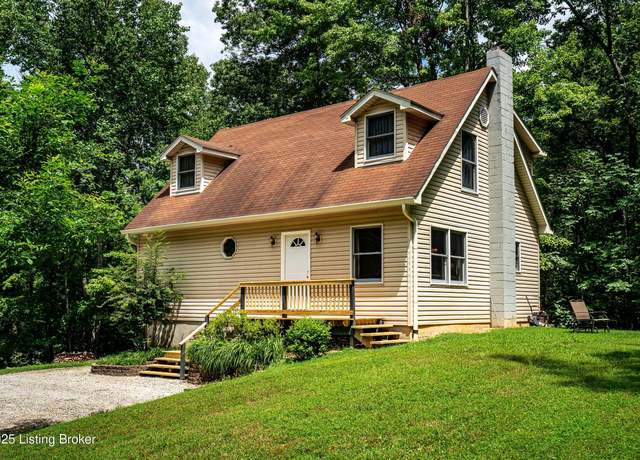 Property at 7801 Whipperwill Rd, Louisville, KY 40214, 3 beds, 2.5 baths